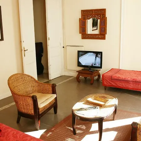 리비에라 스위트 B&B