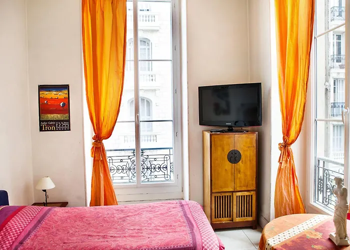 فندق مبيت وإفطار Riviera Sweet D'hotes 3*